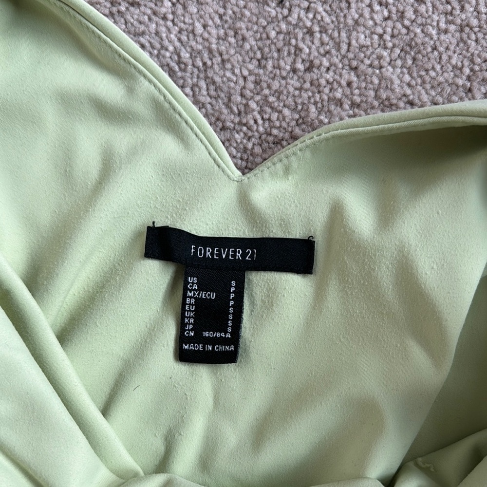 Lime green bodysuit - Picture 3 of 4